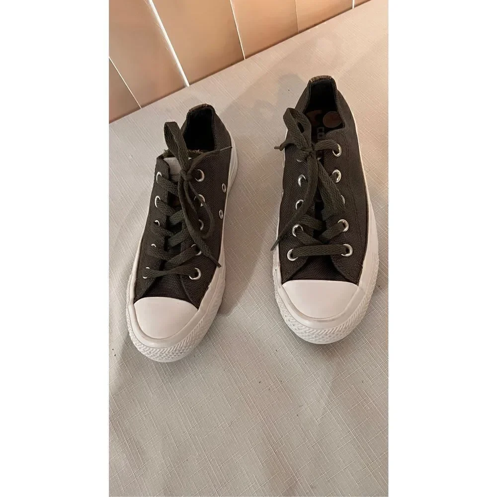CONVERSE OLIVE GREEN COMOFLOUGE SNEAKERS MENS SIZE 4 WOMENS SIZE 6